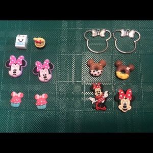 Minnie earrings (6 pair)